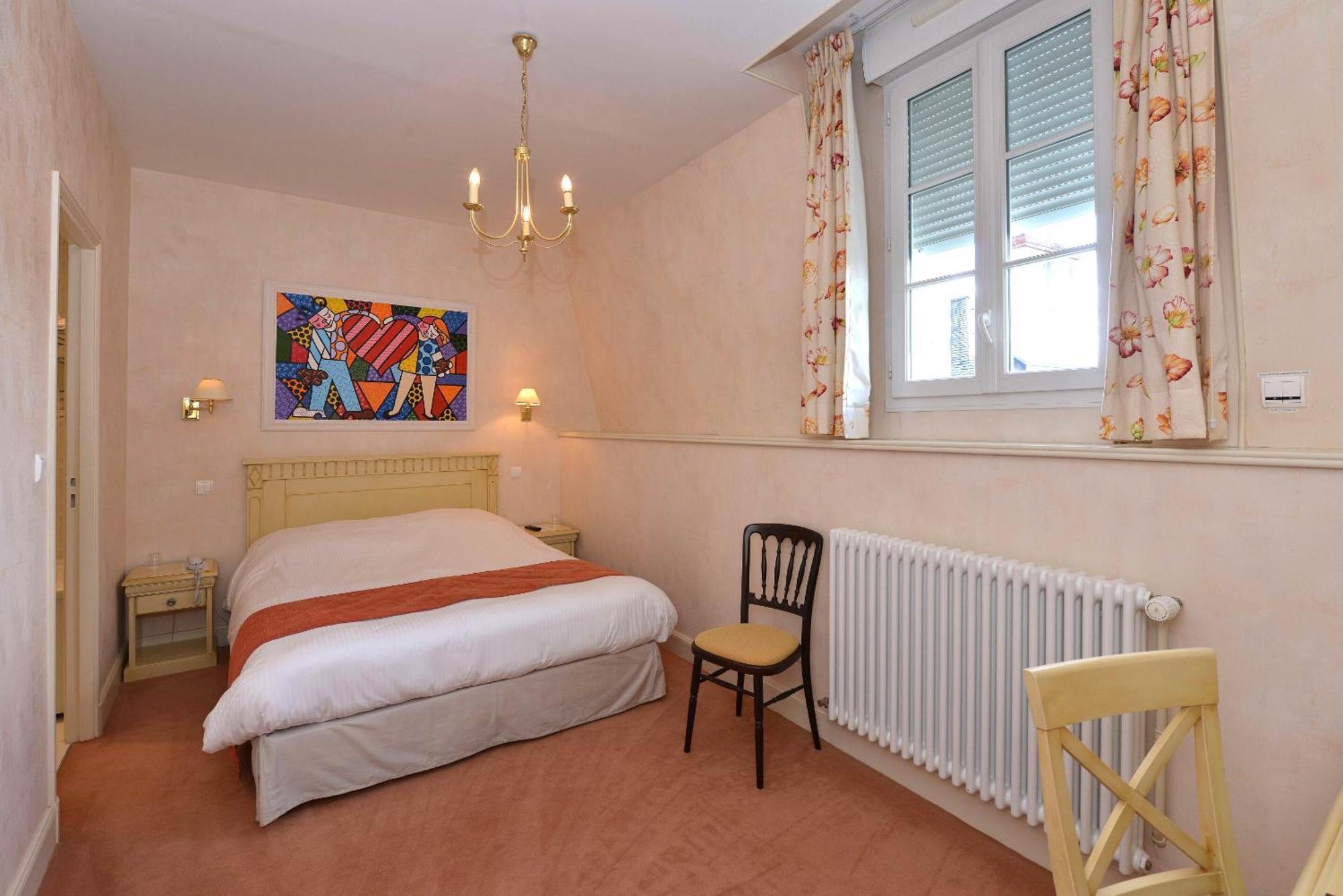 Hotel Castel Jeanson Ay-Champagne Zewnętrze zdjęcie