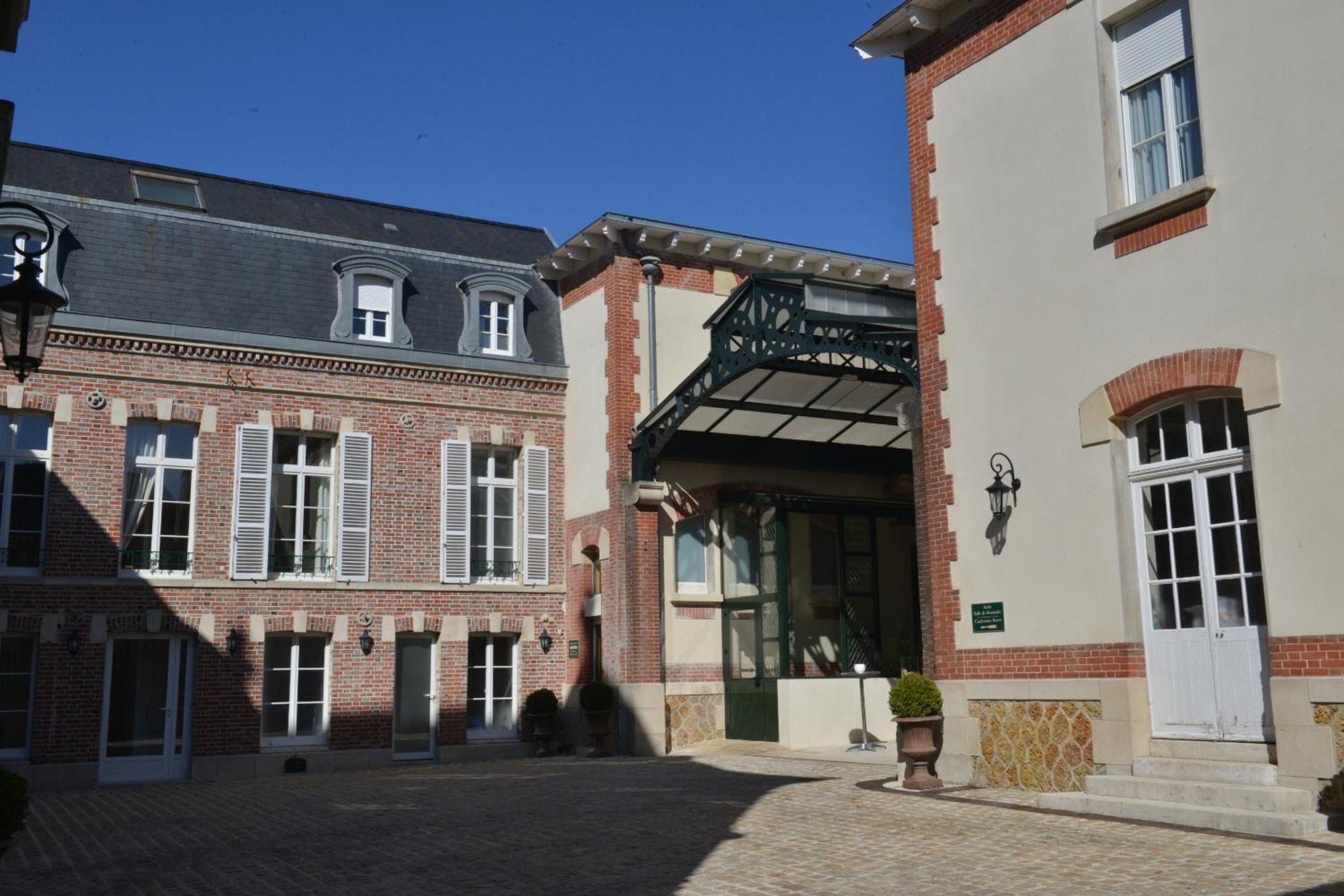 Hotel Castel Jeanson Ay-Champagne Zewnętrze zdjęcie