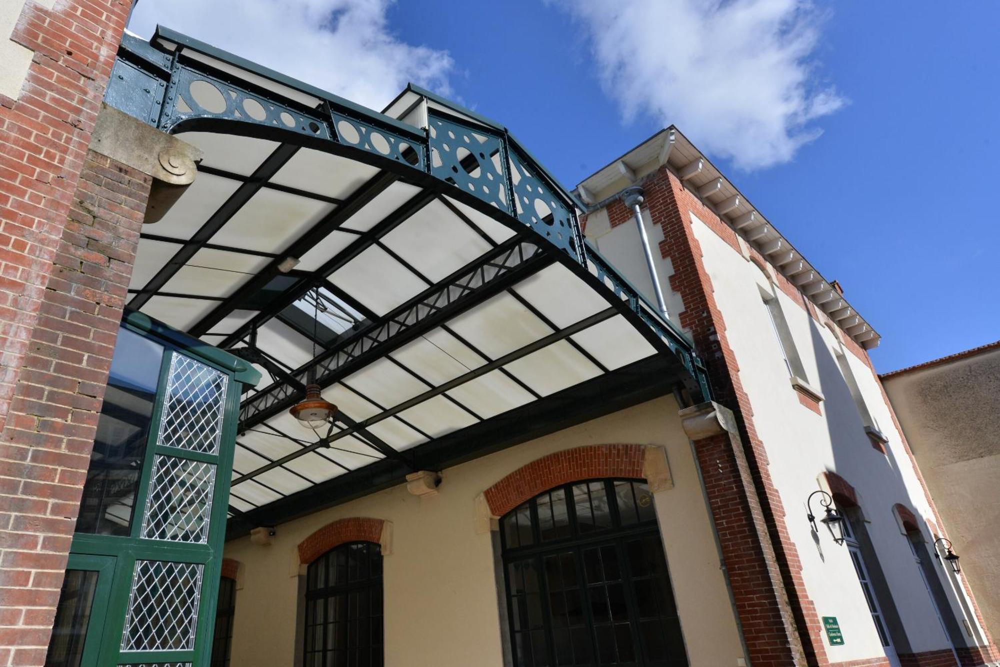 Hotel Castel Jeanson Ay-Champagne Zewnętrze zdjęcie