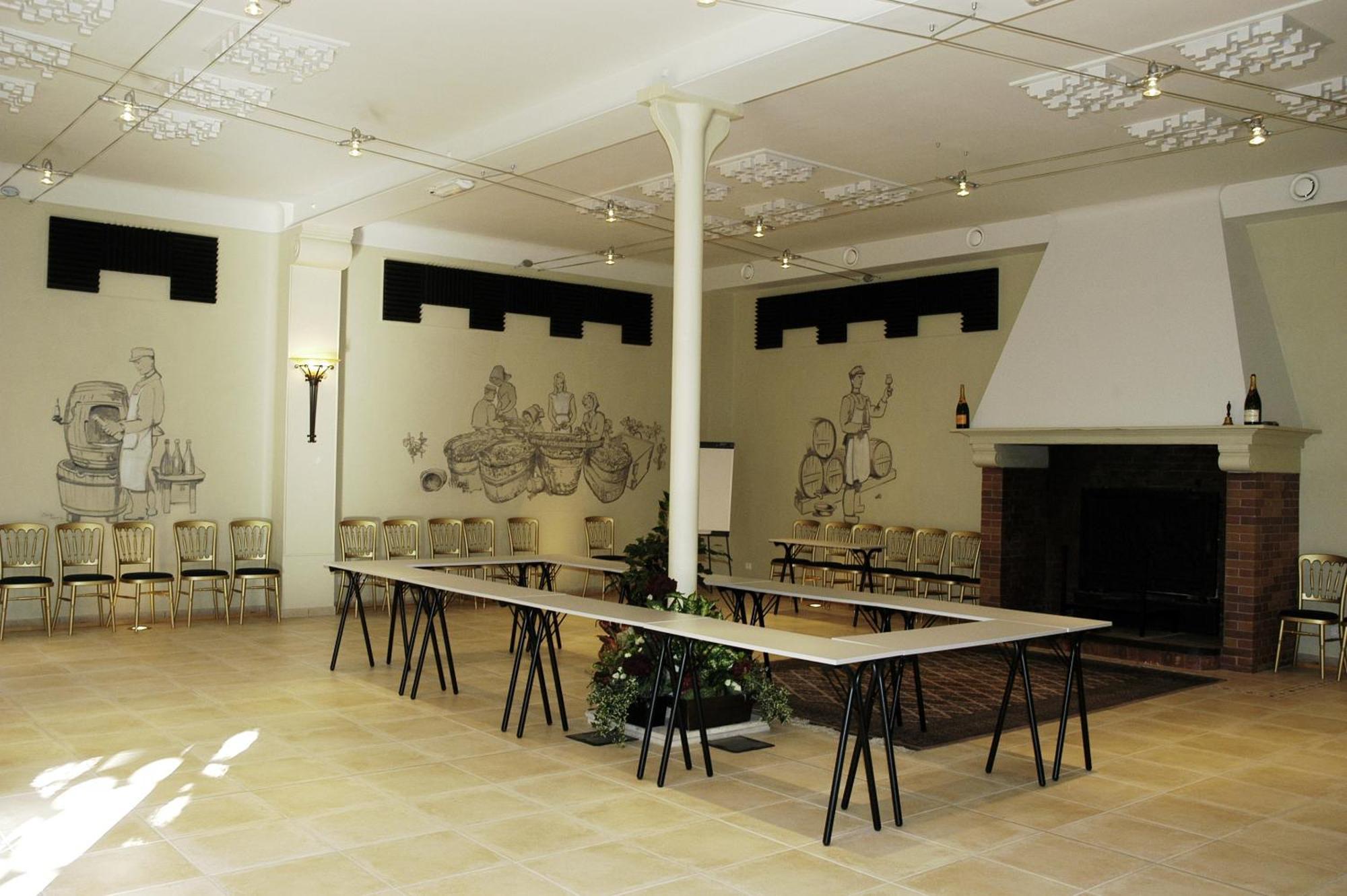 Hotel Castel Jeanson Ay-Champagne Zewnętrze zdjęcie
